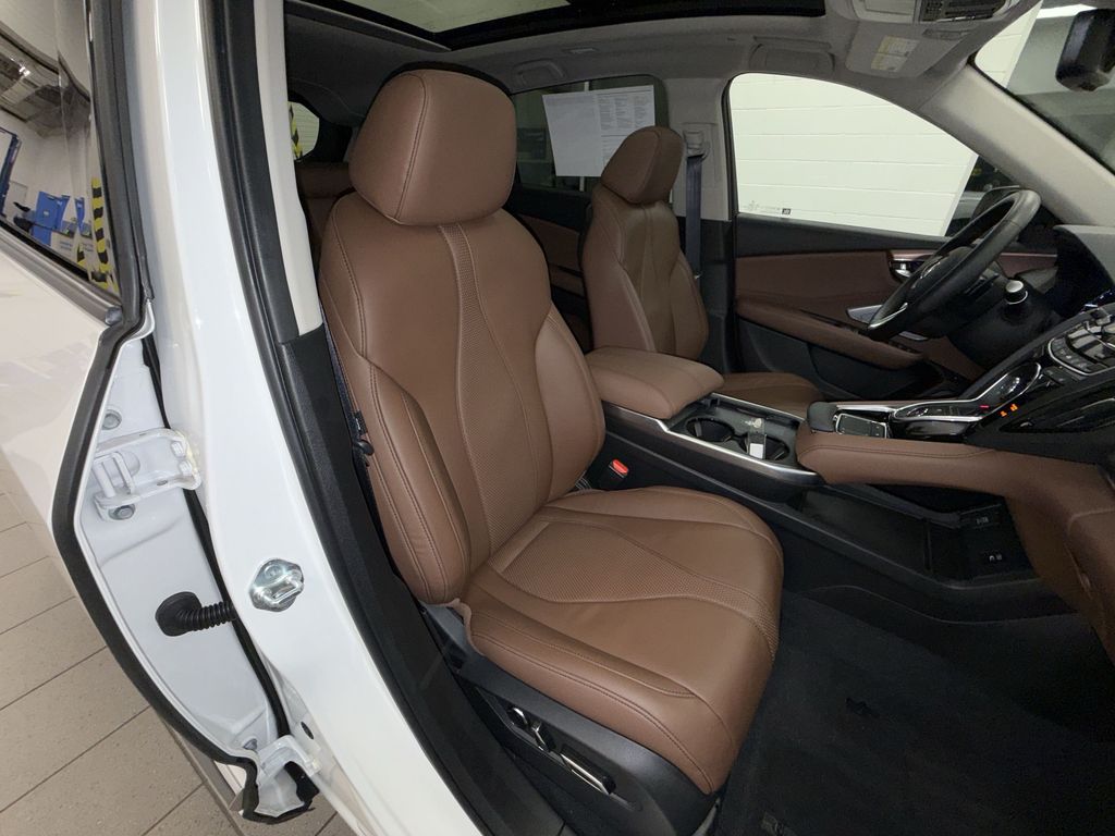 Thumbnail: 2026 Acura RDX - 10
