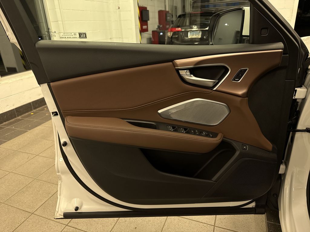 Thumbnail: 2026 Acura RDX - 31