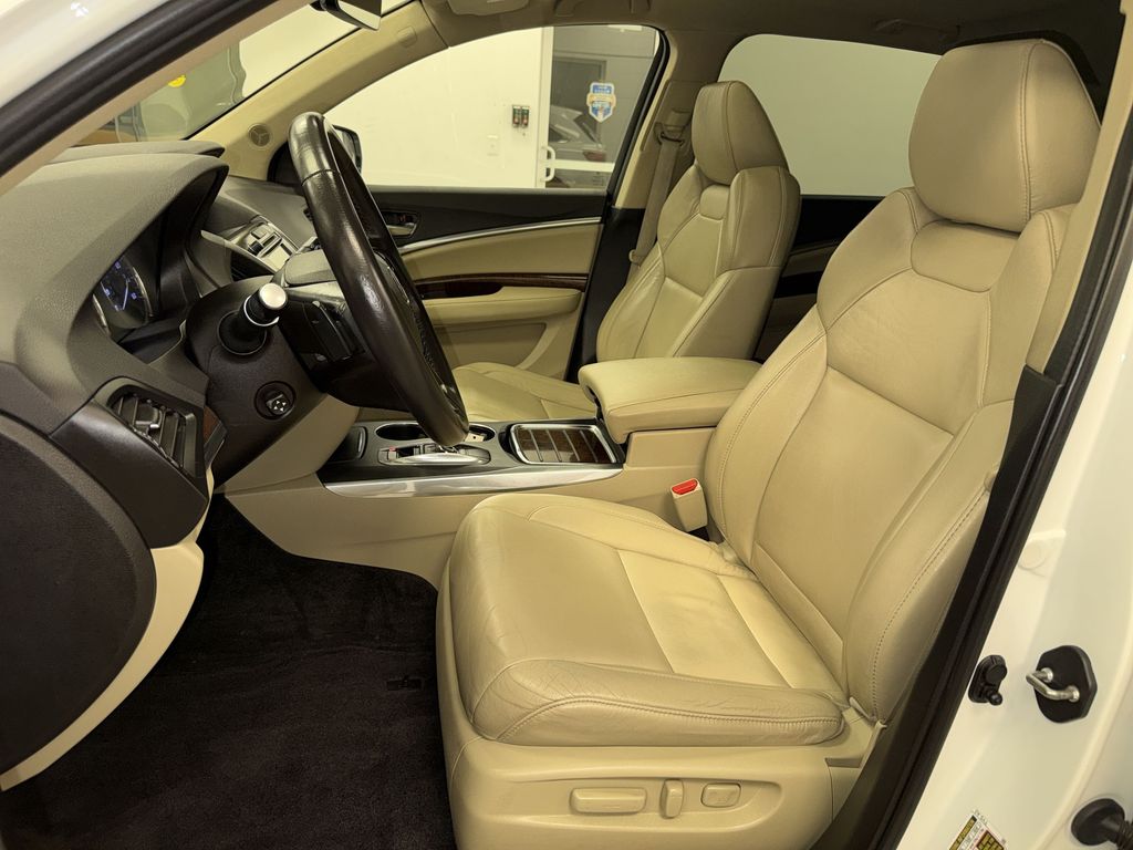 Thumbnail: 2018 Acura MDX - 9