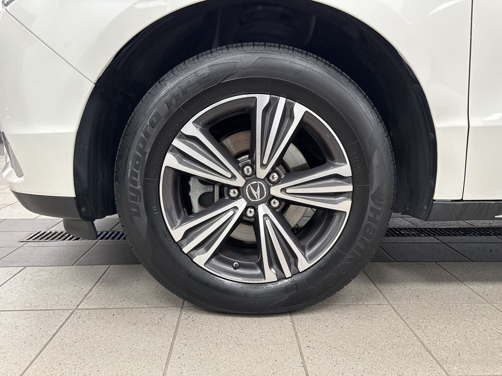 Thumbnail: 2018 Acura MDX - 7
