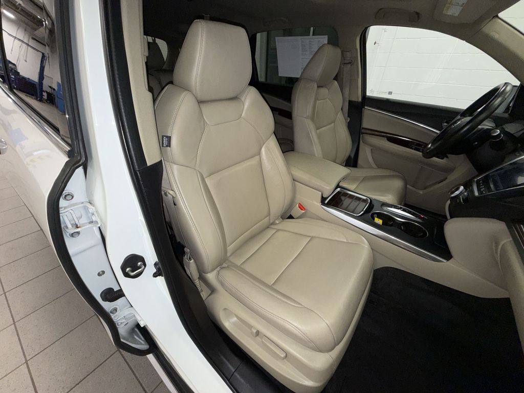 Thumbnail: 2018 Acura MDX - 10