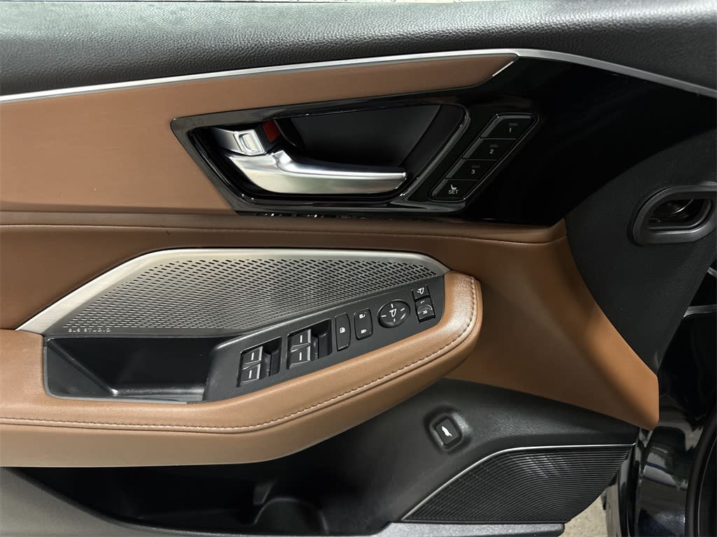 Thumbnail: 2023 Acura MDX - 26