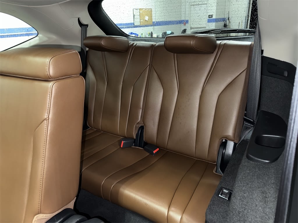 Thumbnail: 2023 Acura MDX - 23