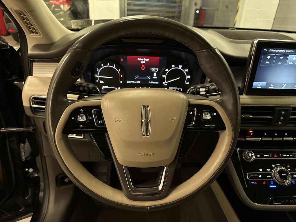 Thumbnail: 2021 Lincoln Corsair - 2
