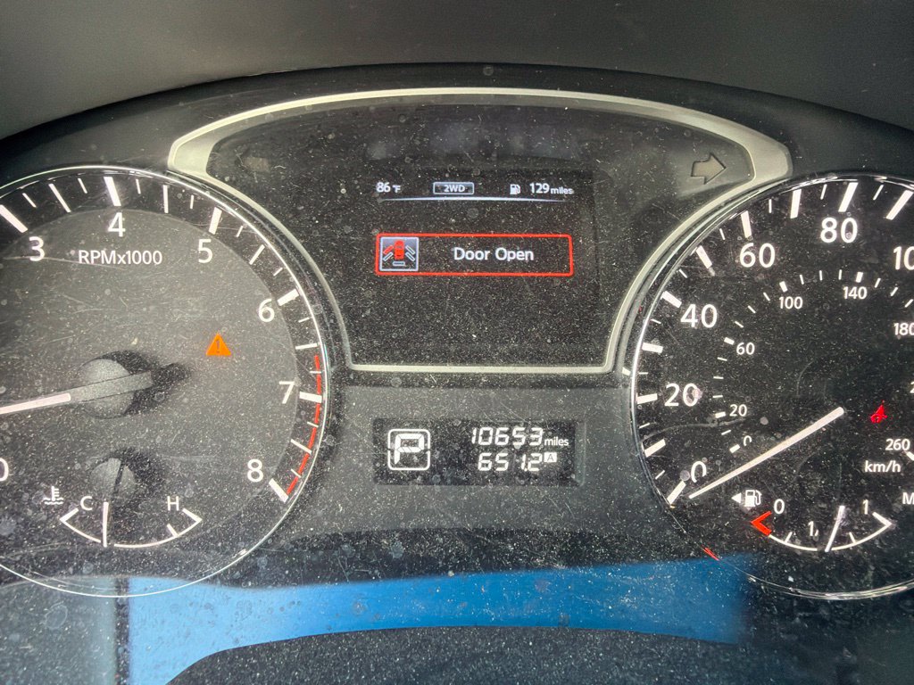 Thumbnail: 2015 Nissan Pathfinder - 6