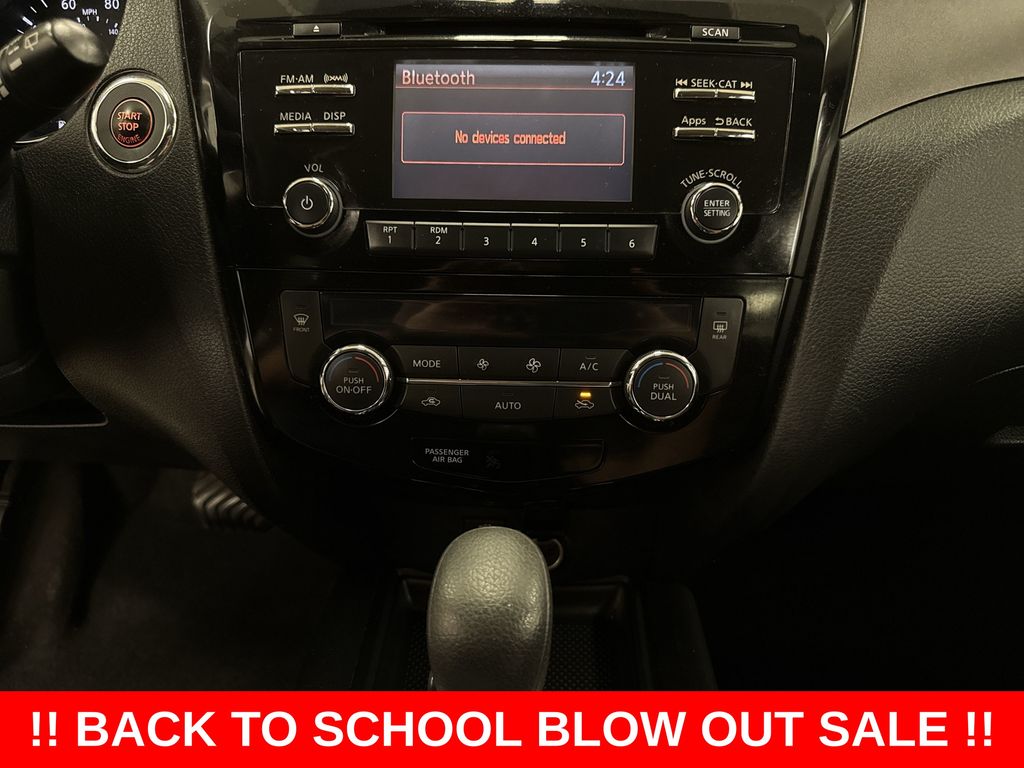 Thumbnail: 2014 Nissan Rogue - 20