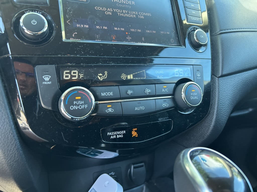Thumbnail: 2018 Nissan Rogue - 9