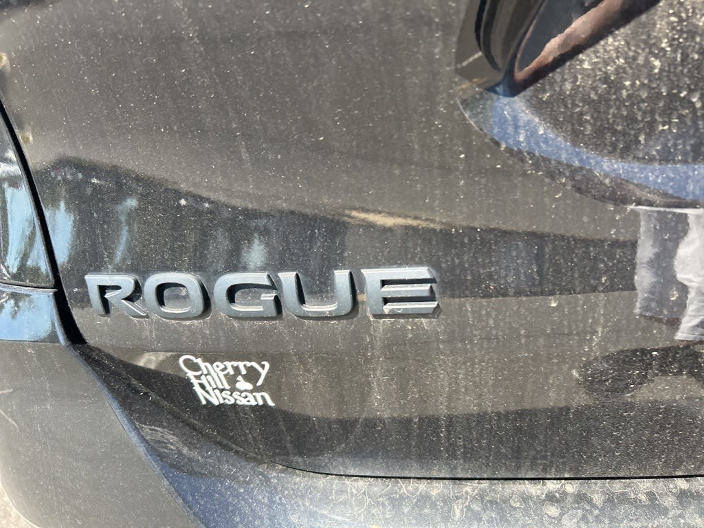 Thumbnail: 2018 Nissan Rogue - 26