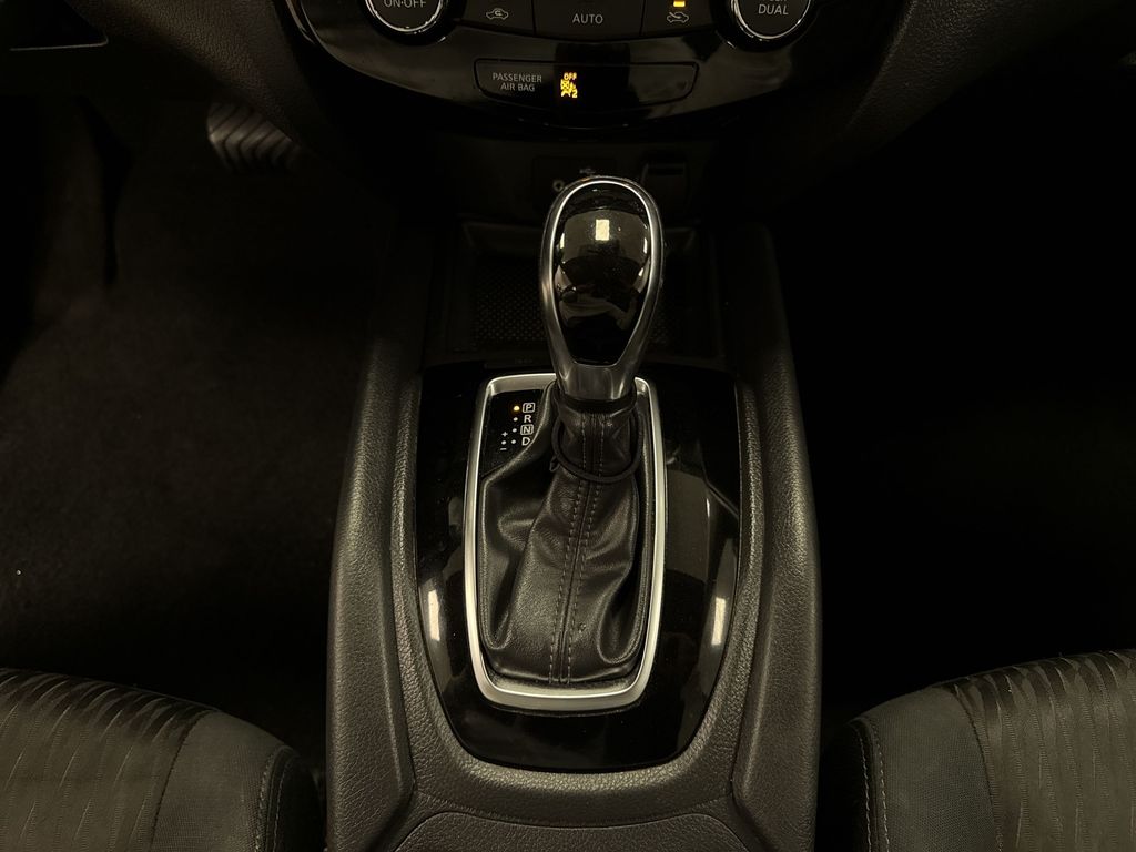 Thumbnail: 2019 Nissan Rogue - 31