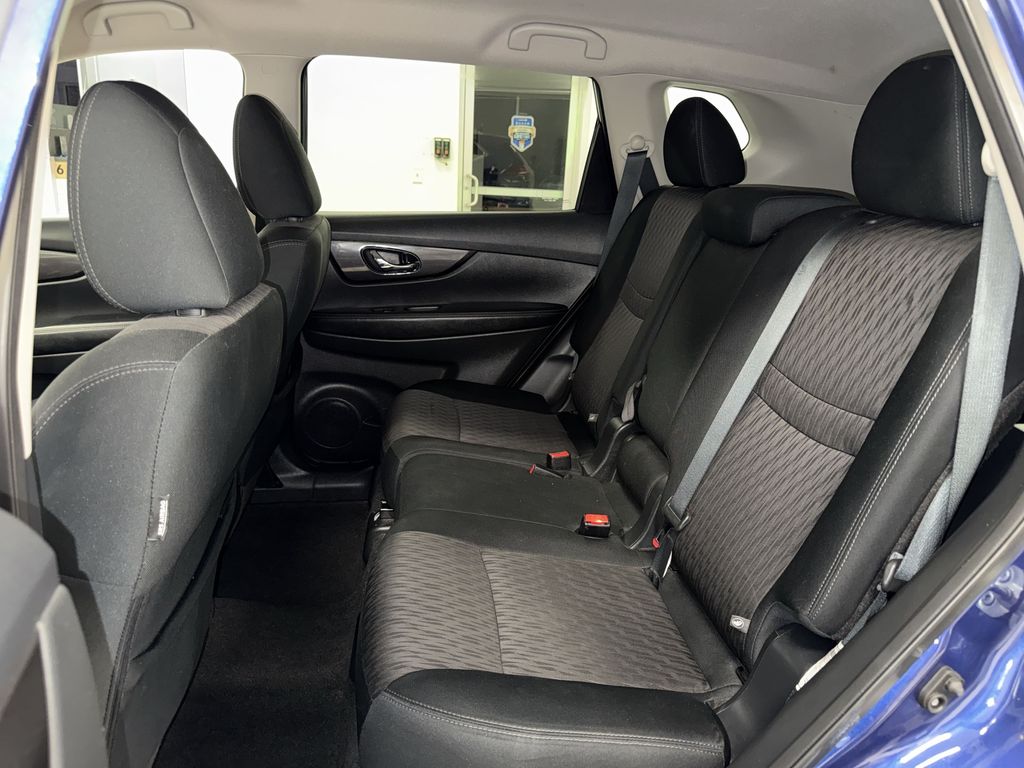 Thumbnail: 2019 Nissan Rogue - 10