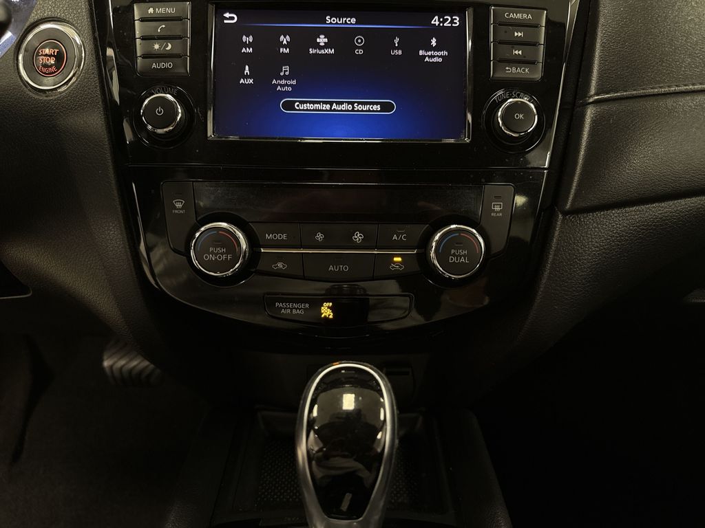 Thumbnail: 2019 Nissan Rogue - 24