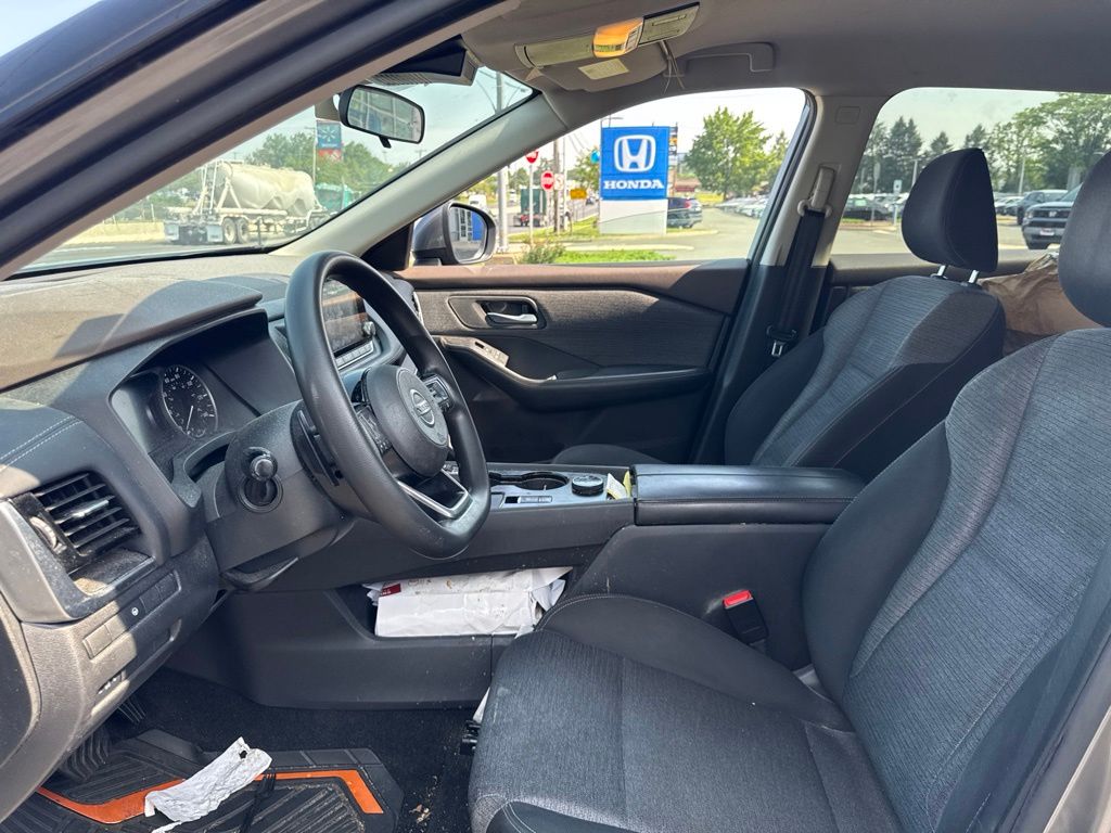 Thumbnail: 2021 Nissan Rogue - 9
