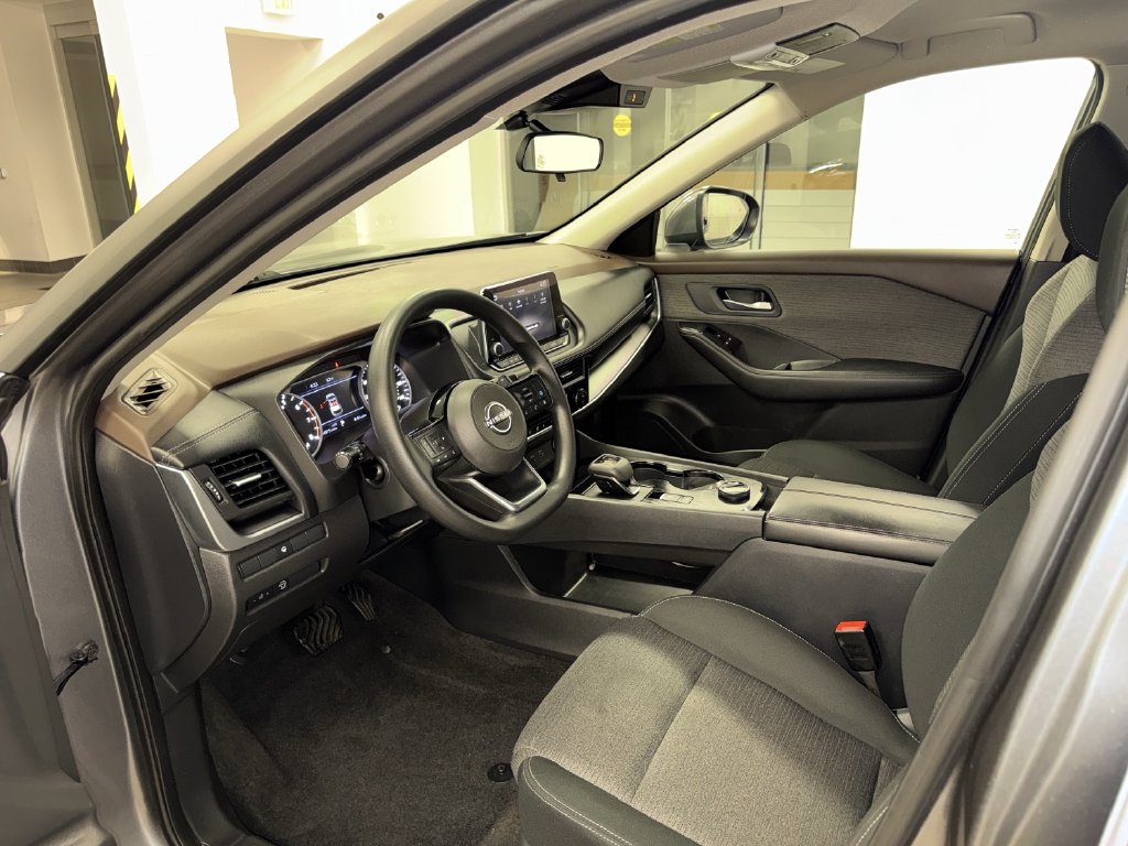 Thumbnail: 2023 Nissan Rogue - 29