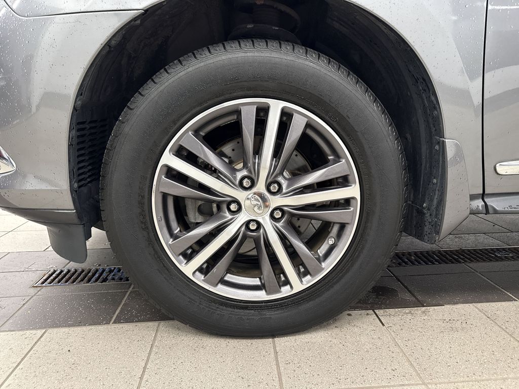 Thumbnail: 2019 INFINITI QX60 - 8