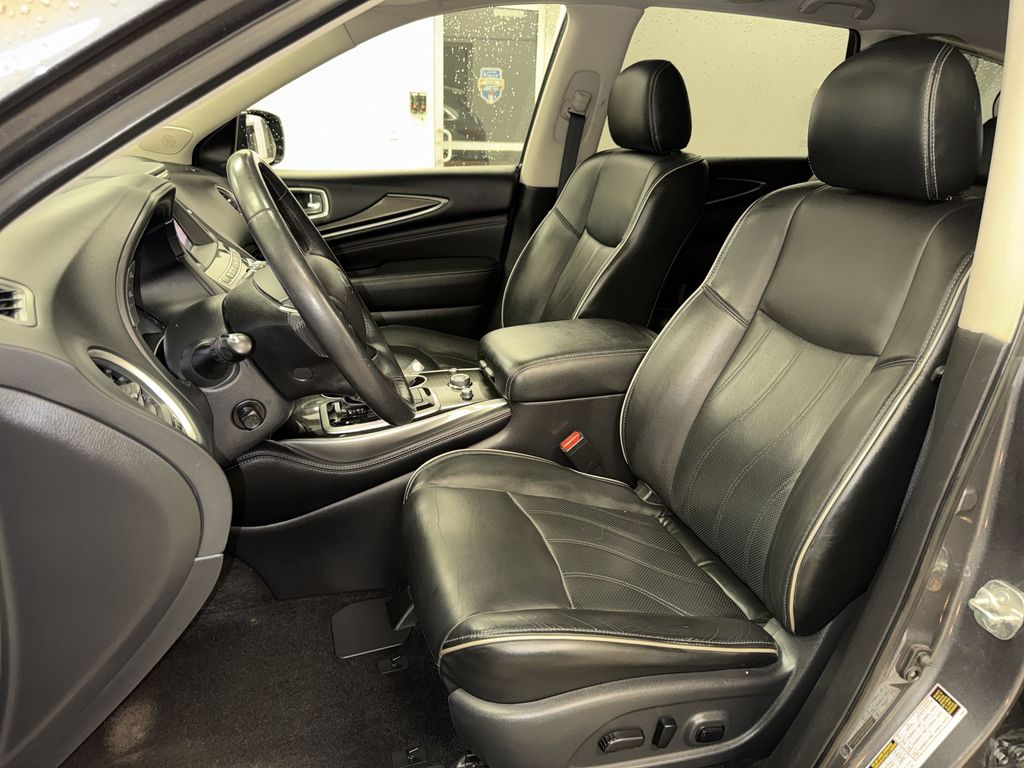 Thumbnail: 2019 INFINITI QX60 - 11