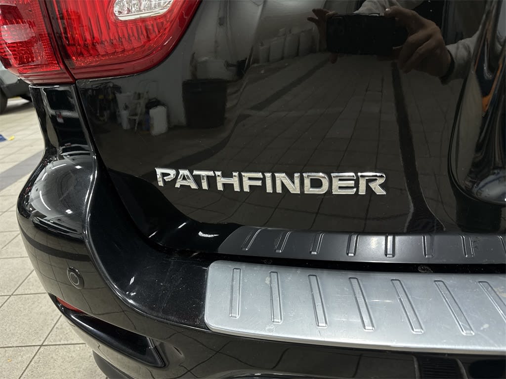 Thumbnail: 2019 Nissan Pathfinder - 7