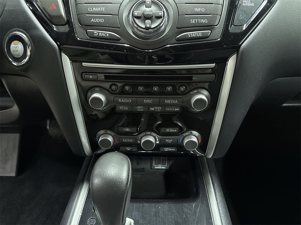 Thumbnail: 2019 Nissan Pathfinder - 26