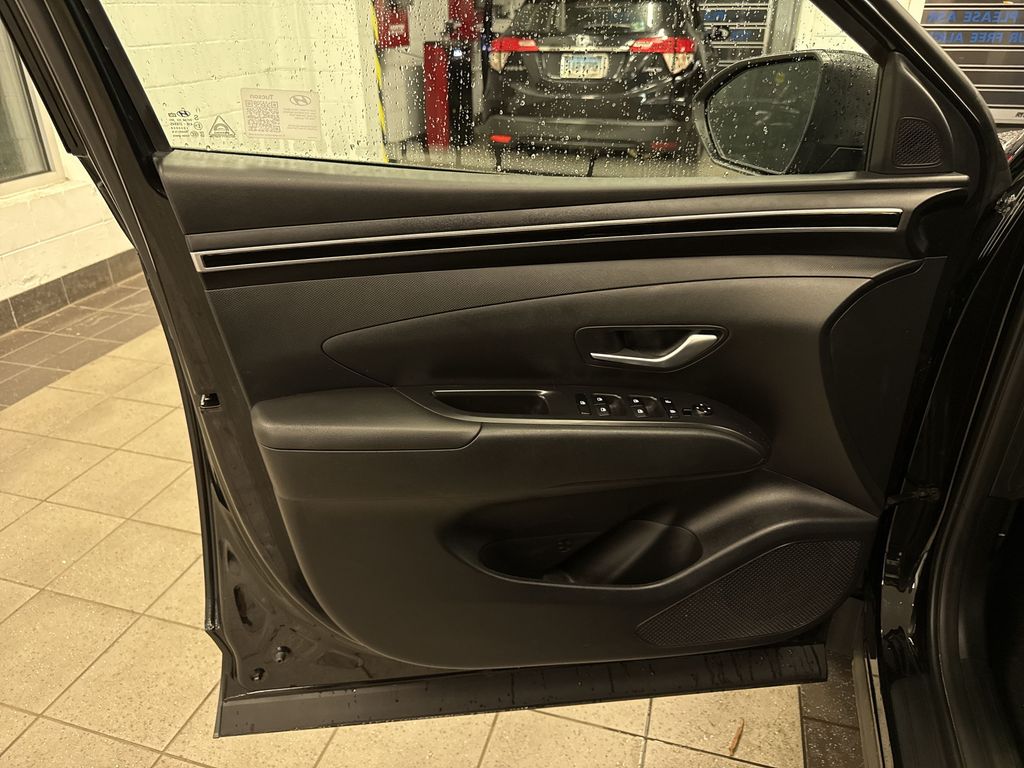 Thumbnail: 2024 Hyundai Tucson - 30