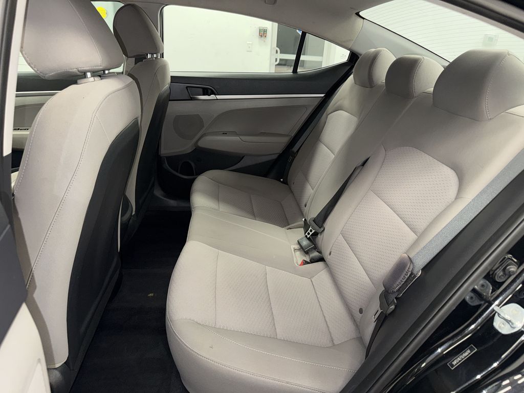 Thumbnail: 2020 Hyundai Elantra - 11