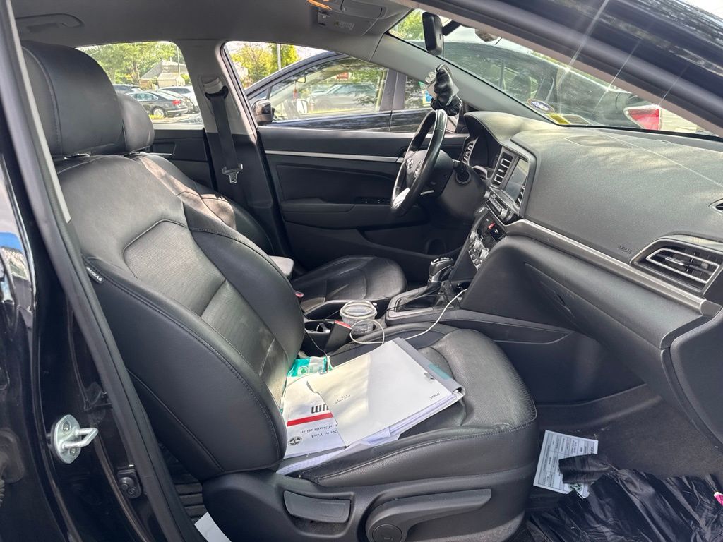 Thumbnail: 2020 Hyundai Elantra - 11