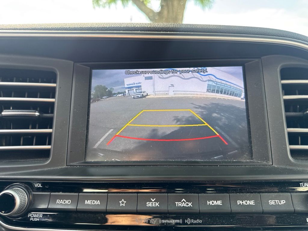 Thumbnail: 2020 Hyundai Elantra - 13