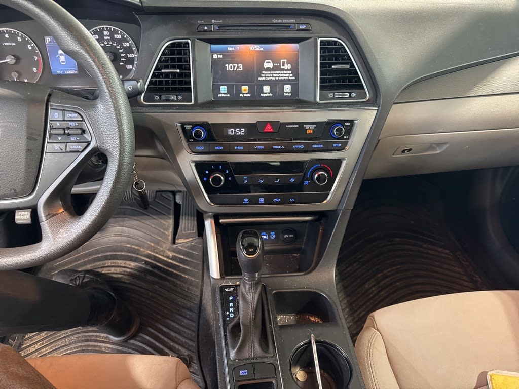 Thumbnail: 2016 Hyundai Sonata - 8