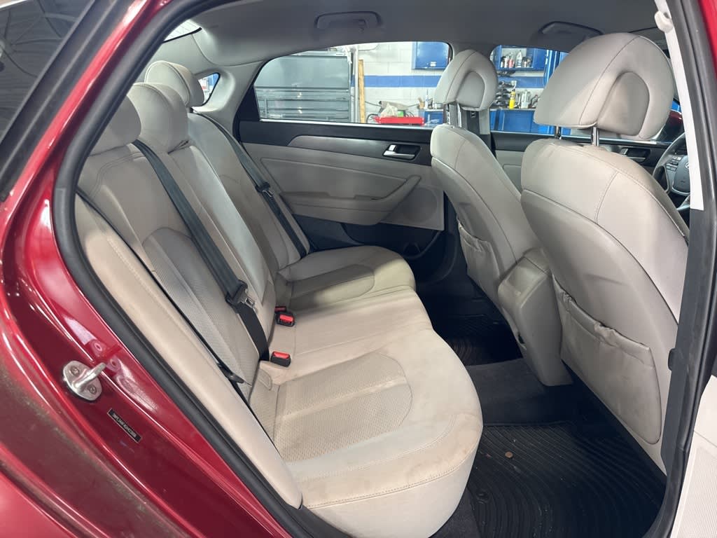 Thumbnail: 2016 Hyundai Sonata - 21