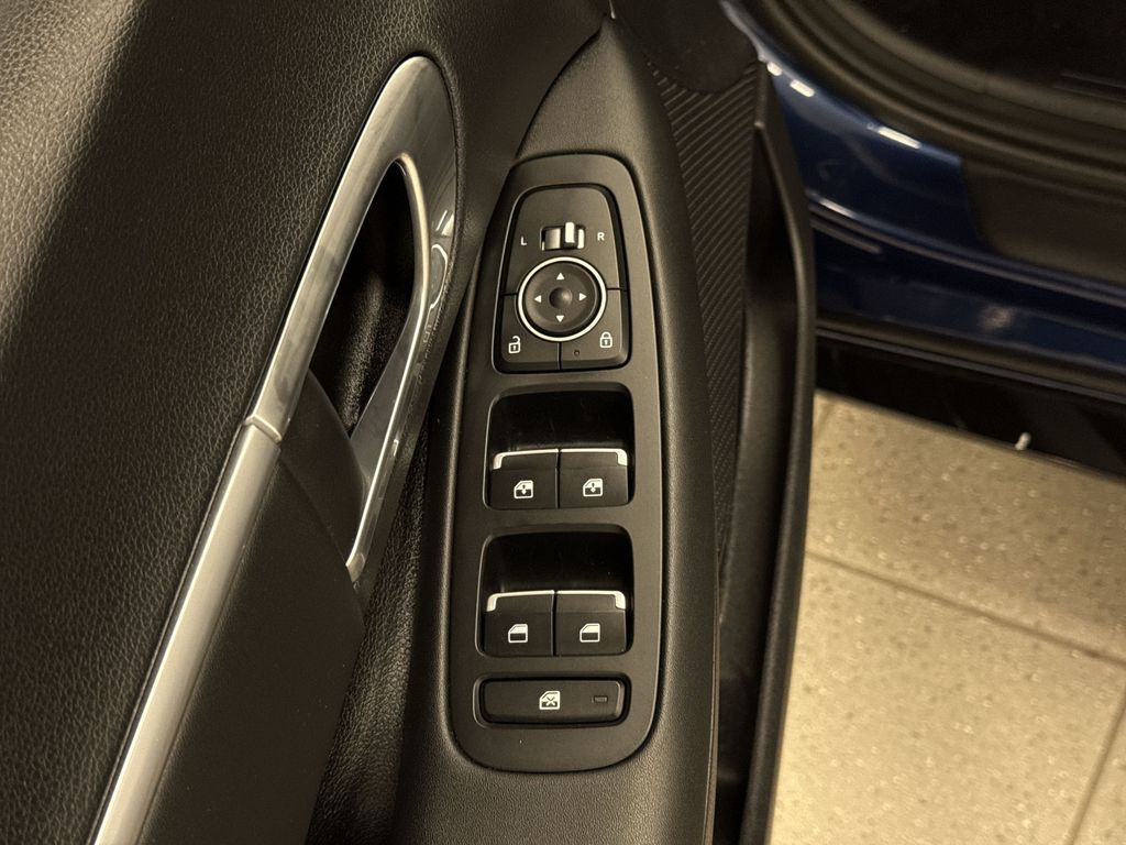 Thumbnail: 2020 Hyundai Sonata - 22