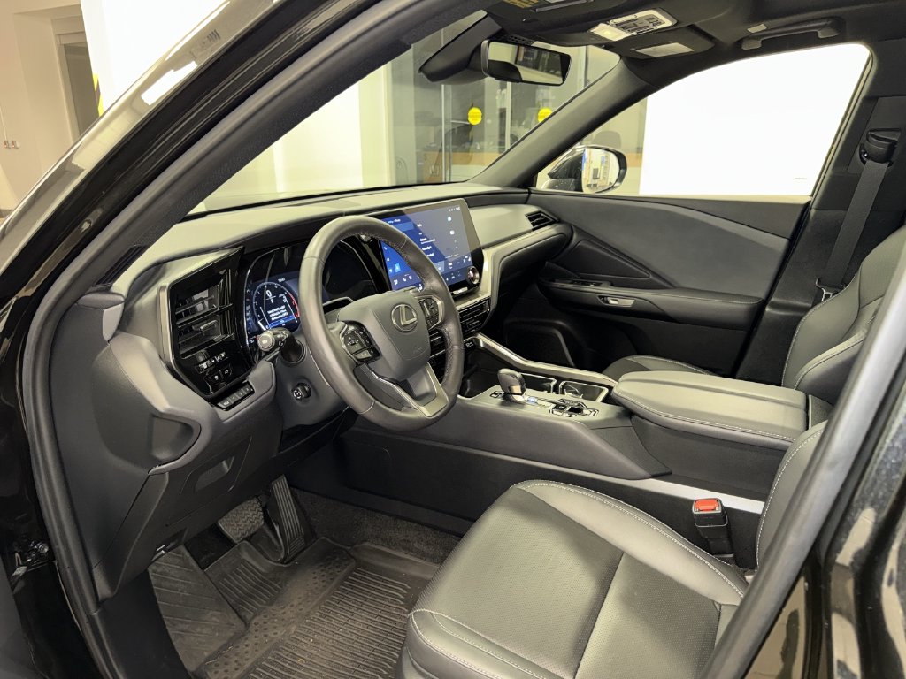 Thumbnail: 2024 Lexus TX - 8