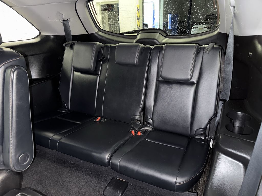 Thumbnail: 2016 Toyota Highlander - 24
