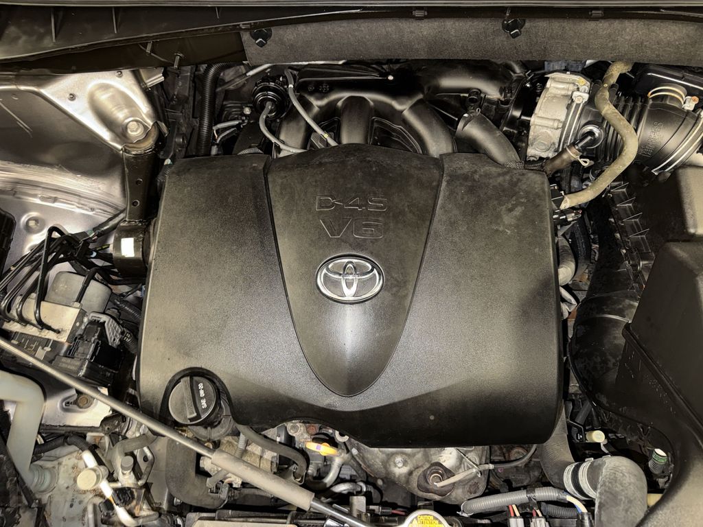 Thumbnail: 2017 Toyota Highlander - 7