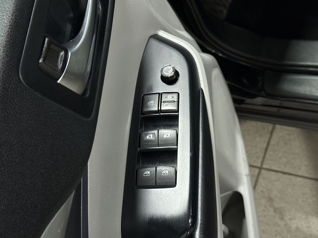 Thumbnail: 2019 Toyota Highlander - 13