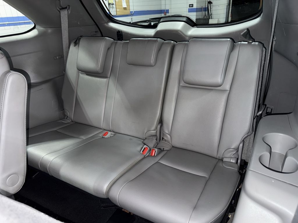 Thumbnail: 2019 Toyota Highlander - 25