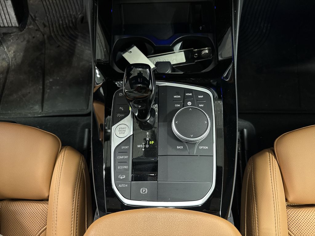 Thumbnail: 2022 BMW X3 - 13