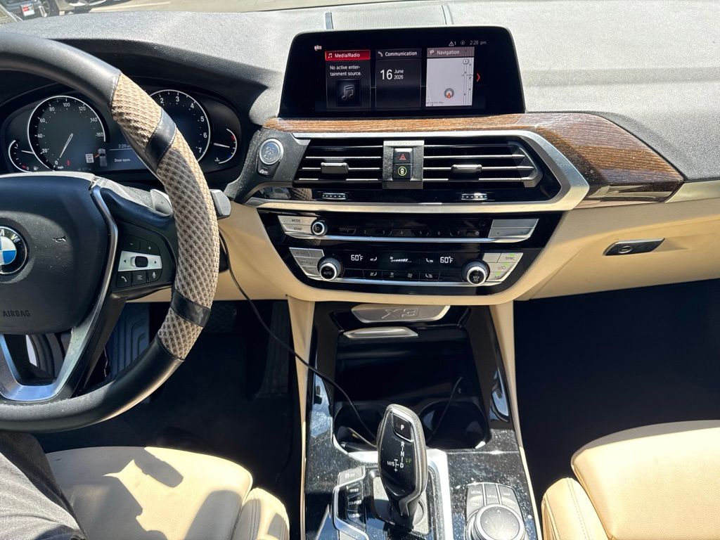 Thumbnail: 2021 BMW X3 - 2