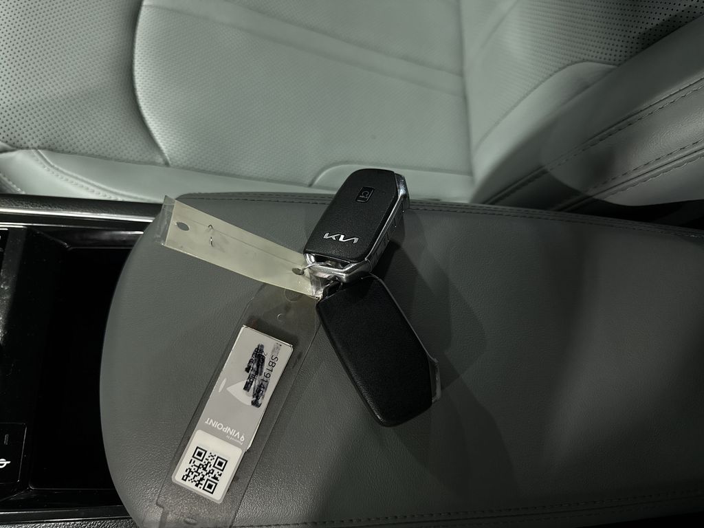 Thumbnail: 2022 Kia K5 - 15