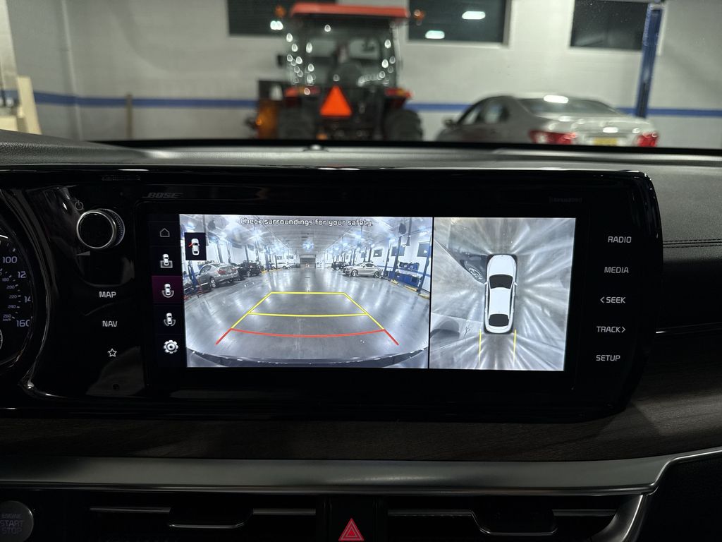 Thumbnail: 2022 Kia K5 - 27