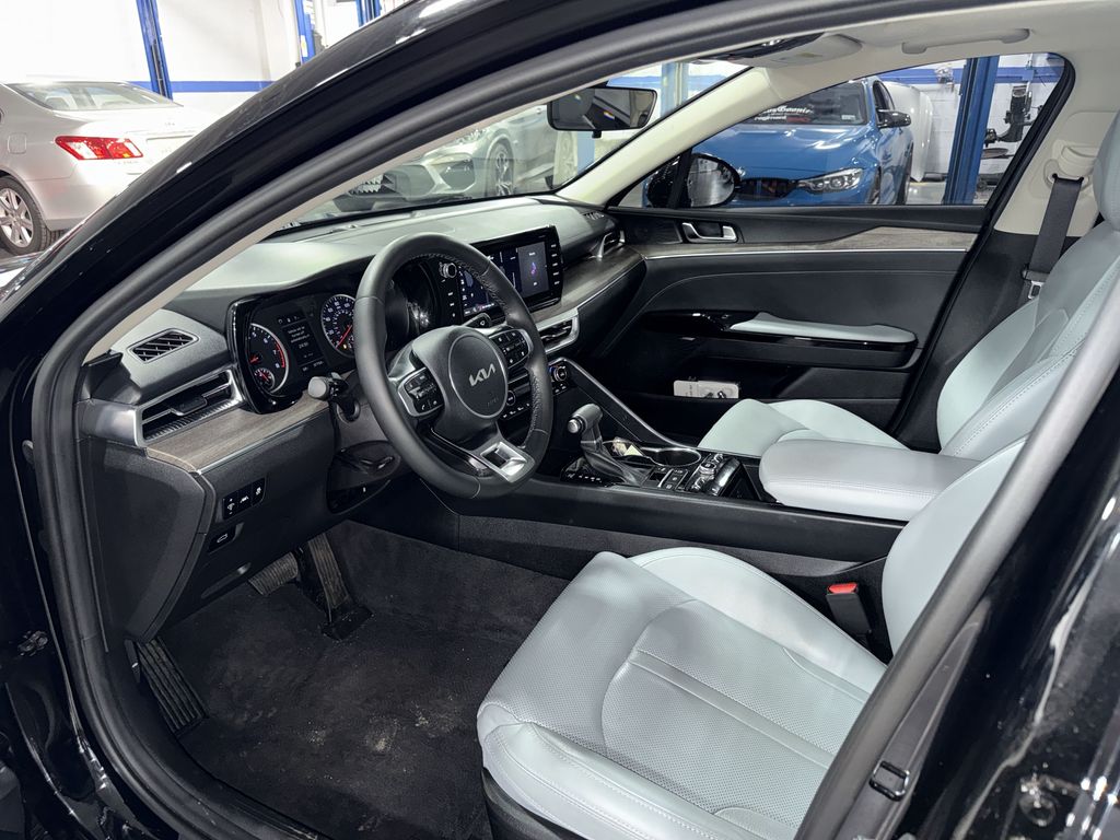 Thumbnail: 2022 Kia K5 - 30