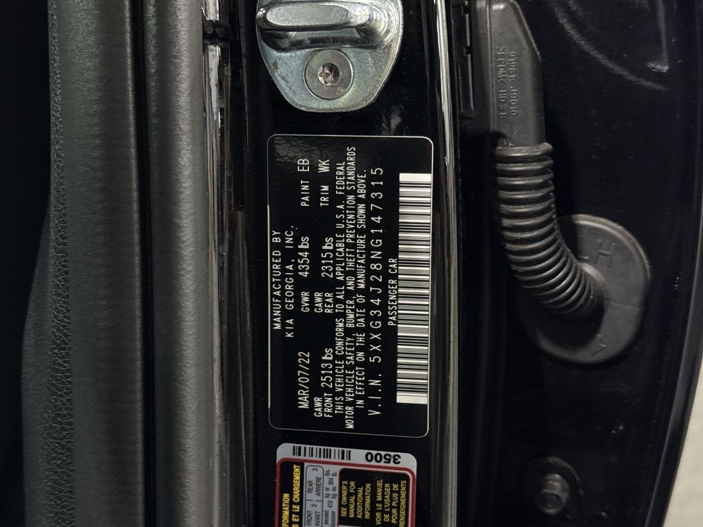 Thumbnail: 2022 Kia K5 - 16