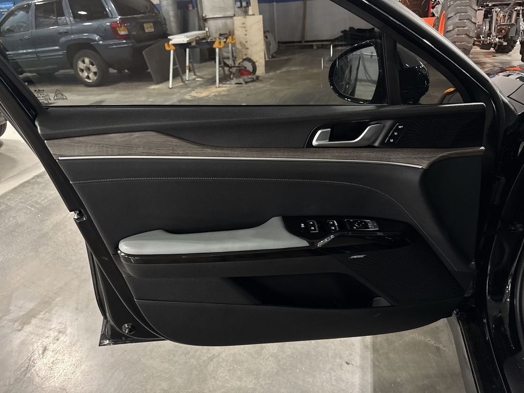 Thumbnail: 2022 Kia K5 - 31