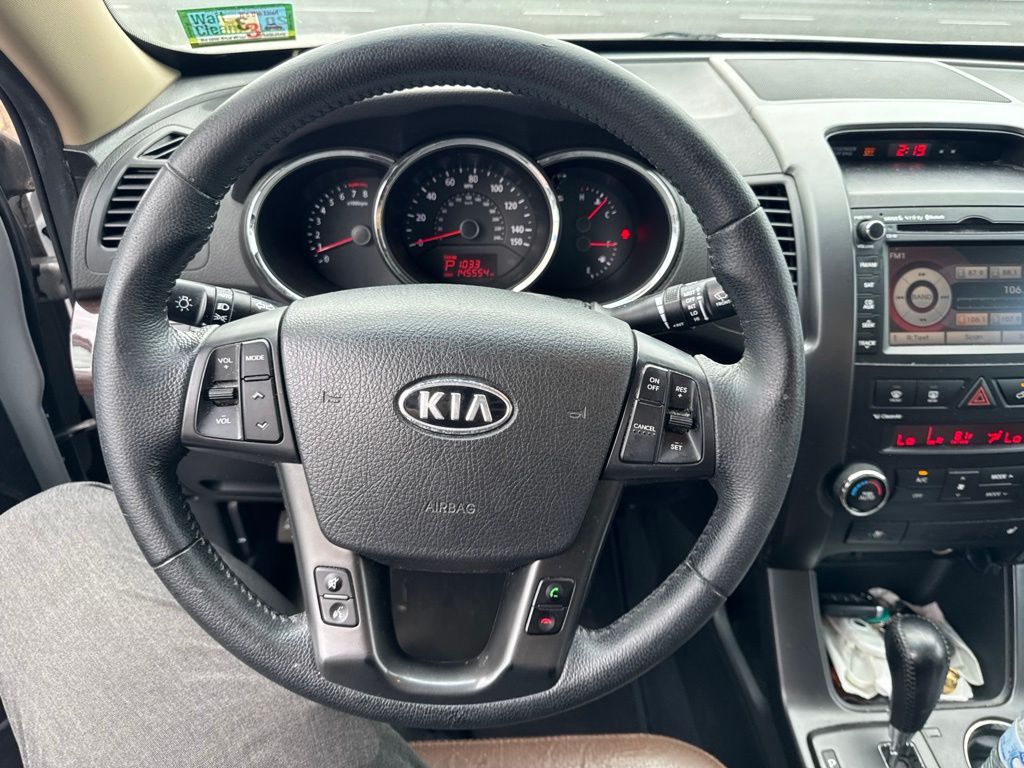 Thumbnail: 2012 Kia Sorento - 2
