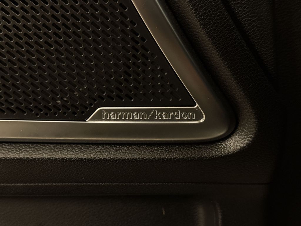 Thumbnail: 2020 Kia Telluride - 34