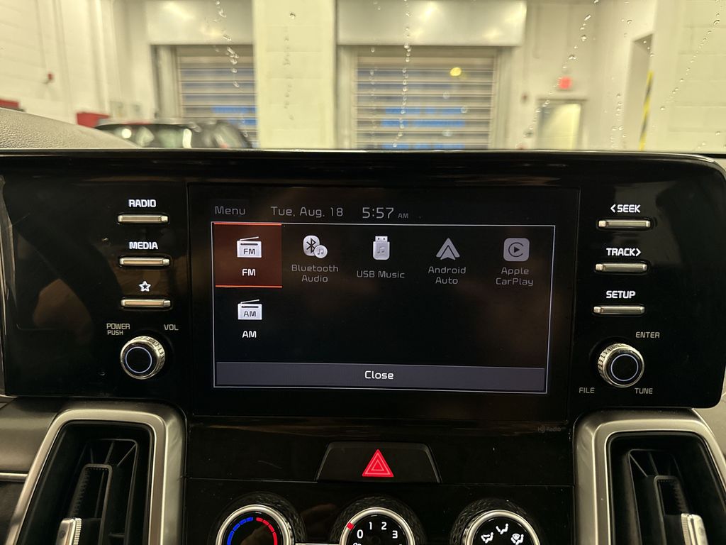 Thumbnail: 2023 Kia Sorento - 10