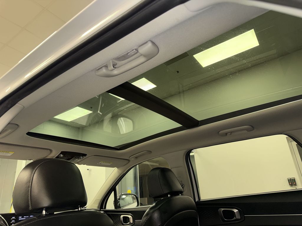 Thumbnail: 2021 Kia Sorento - 27