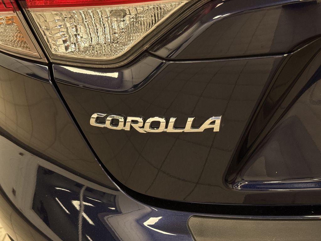 Thumbnail: 2022 Toyota Corolla - 24