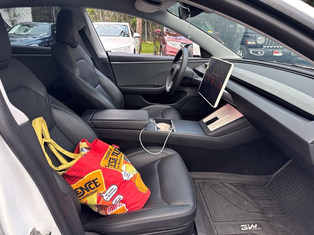 Thumbnail: 2024 Tesla Model 3 - 9