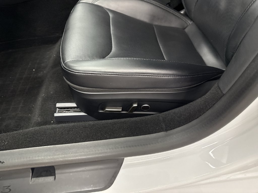 Thumbnail: 2024 Tesla Model 3 - 24