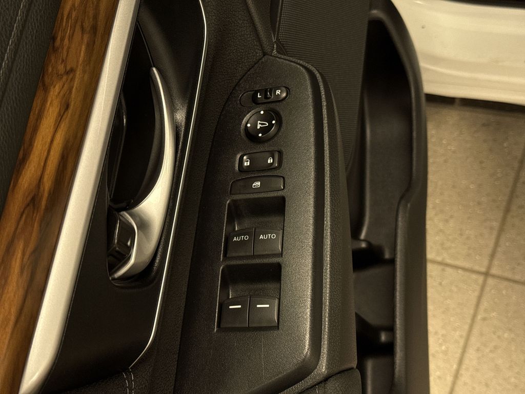 Thumbnail: 2021 Honda CR-V - 24