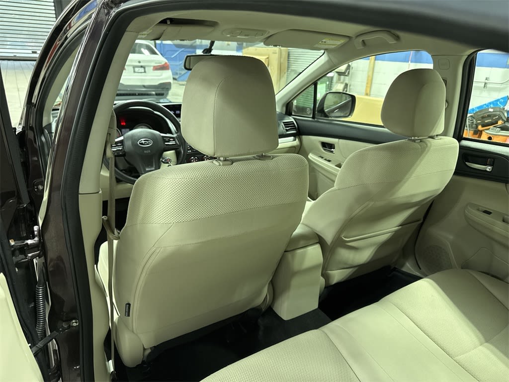 2012 Subaru Impreza Premium 26