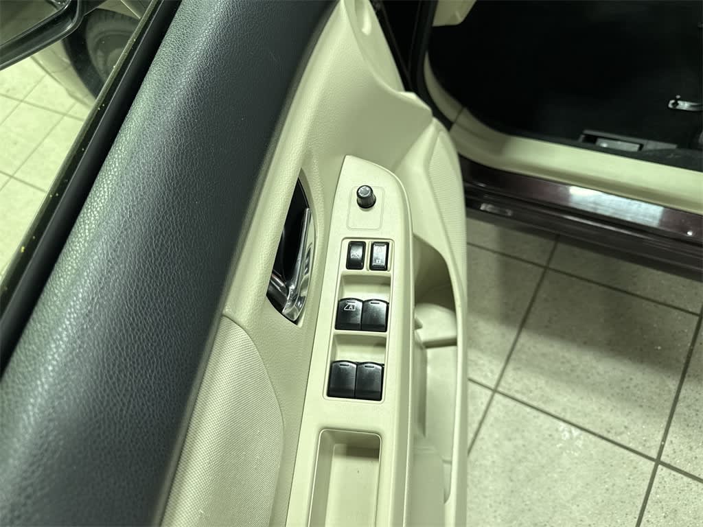 2012 Subaru Impreza Premium 14